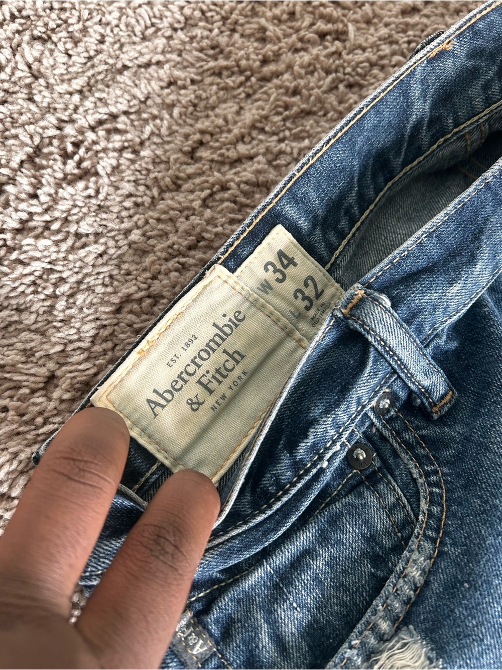 Abercrombie & Fitch Women's Distressed Medium Blue Skinny Jeans